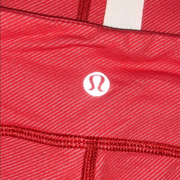 Lululemon Size 4 Leggings - Picture 2 of 3